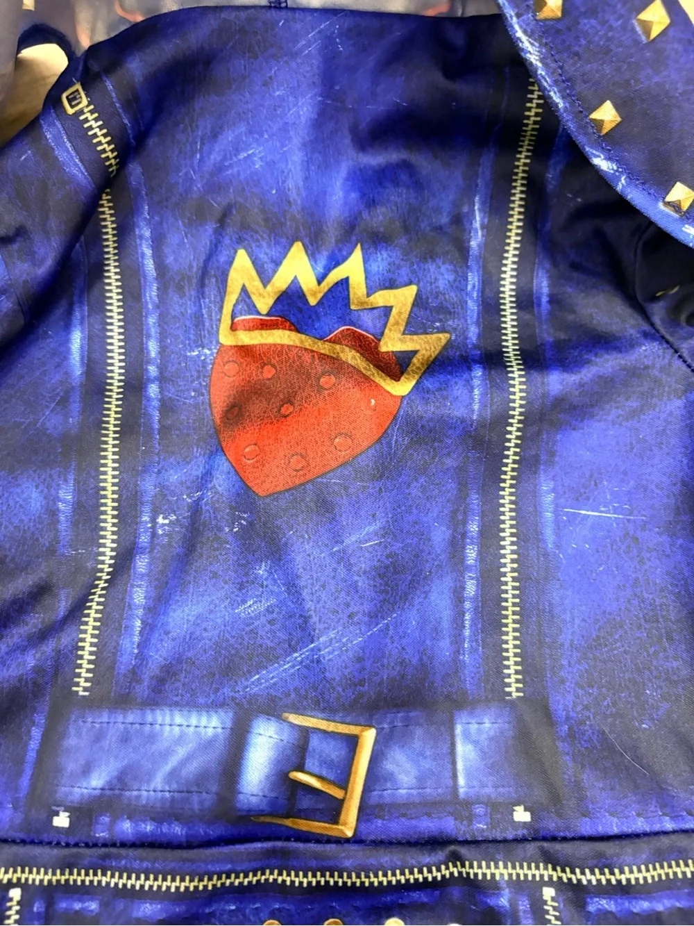 The Descendants 2 “Evie” costume - kids size 5/6